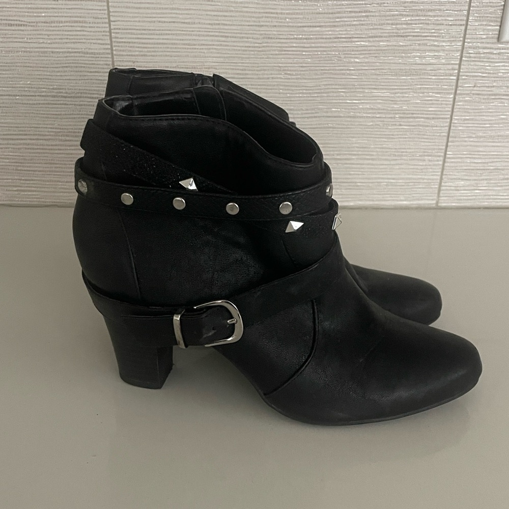 Strappy Silver Studded Black Ankle Boots | Women’s Size 9, 3” Bootie Heels